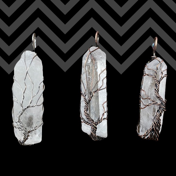 Crystal Quartz Wired Pendant - Picture 1 of 1